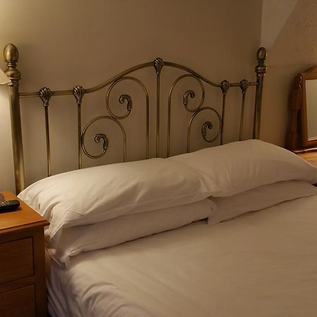 Maindee Guest House Barrow-in-Furness Eksteriør billede